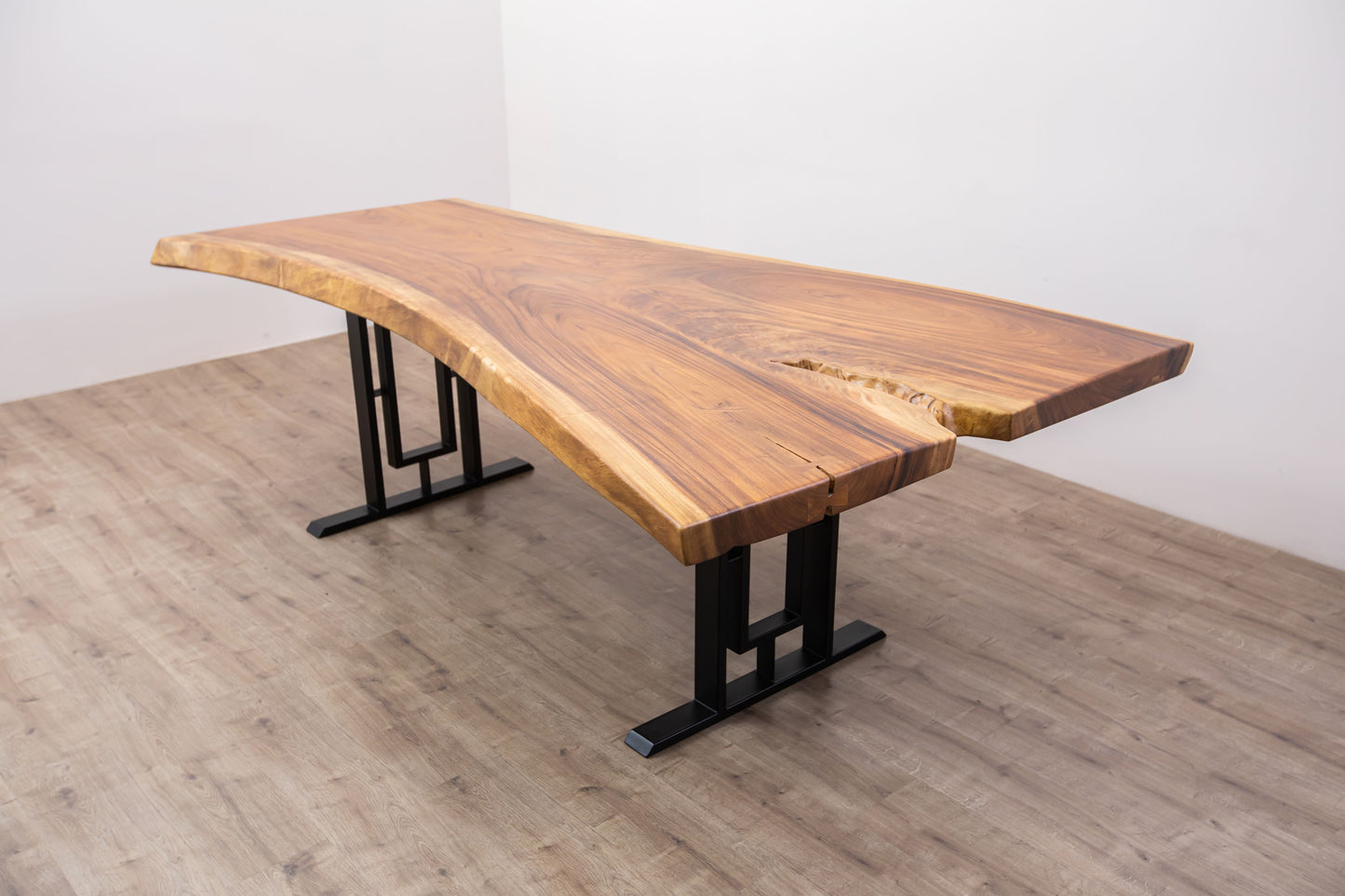 Acacia Slab 97x41" Live Edge, Smooth-Texture Natural Finish
