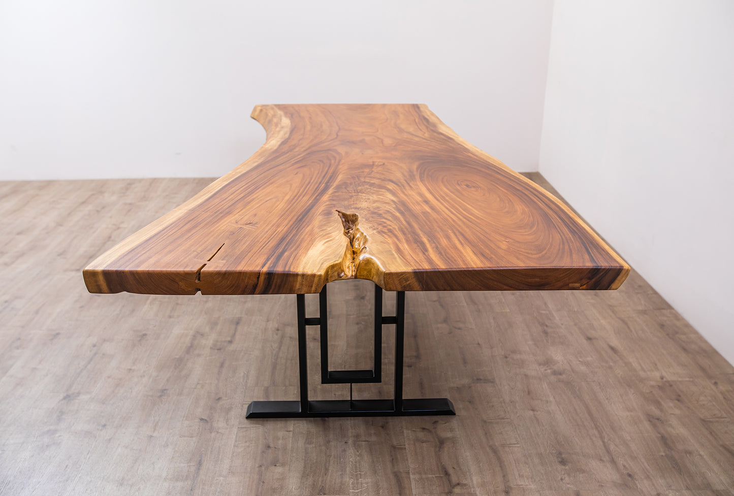 Acacia Slab 97x41" Live Edge, Smooth-Texture Natural Finish