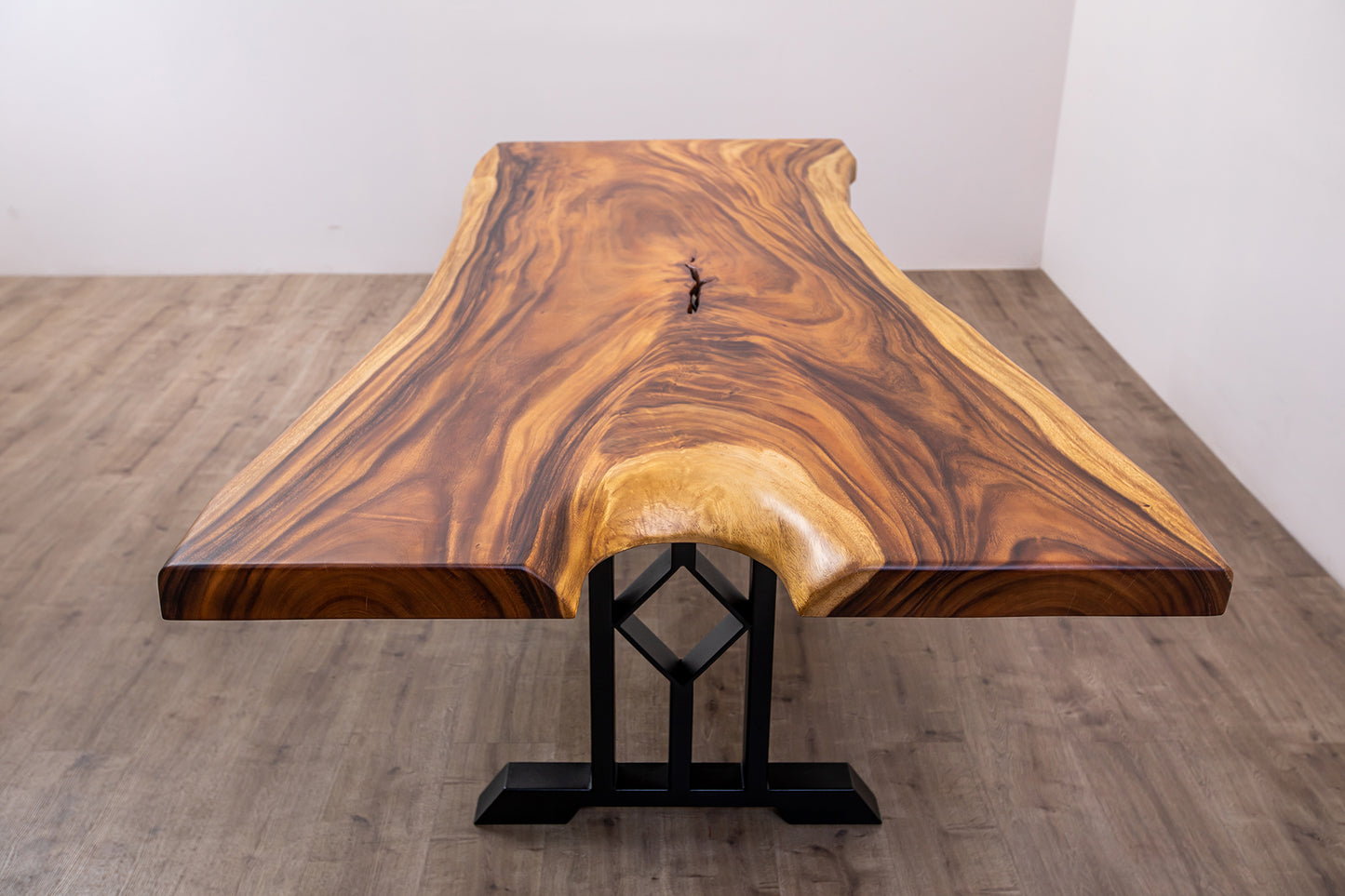 Acacia Slab 97x47" Live Edge, Smooth-Texture Natural Finish
